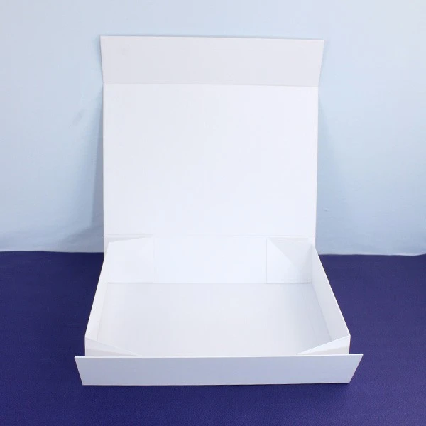 White Magnetic Closure Gift Boxes
